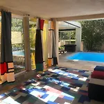 Chambre Chez L\'Habitant Avec Piscine